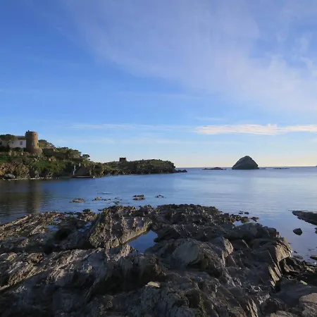 Apartment And Enjoy ! Cadaqués